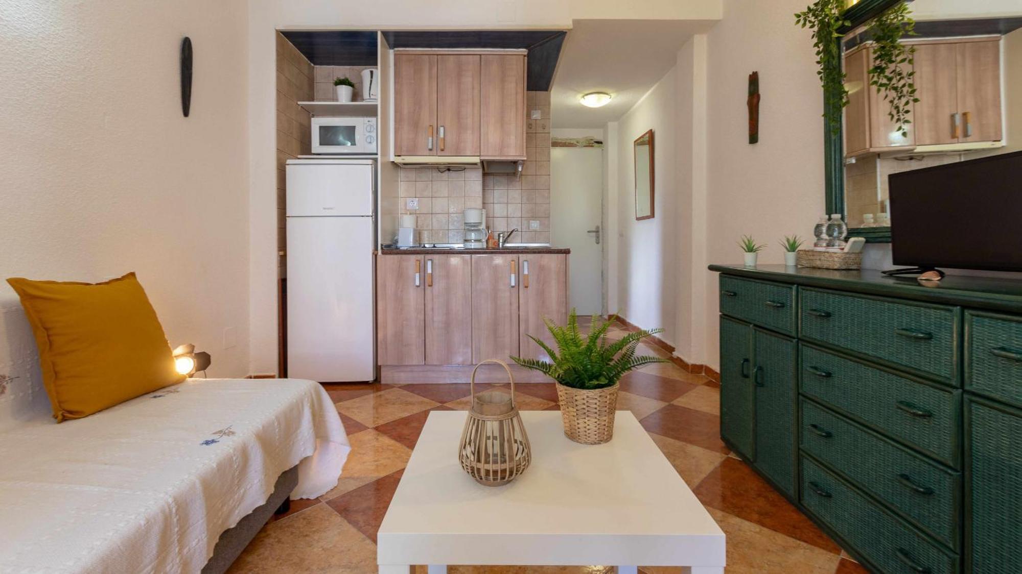 797 Rentals- Estudio Cerca De La Playa Y Puerto Marina Benalmadena
